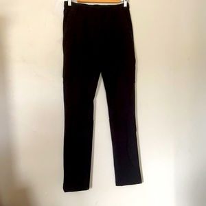 Paskho Women’s Black Travel Pants Medium